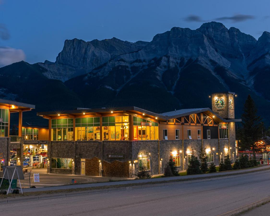 Hostel Downtown Canmore