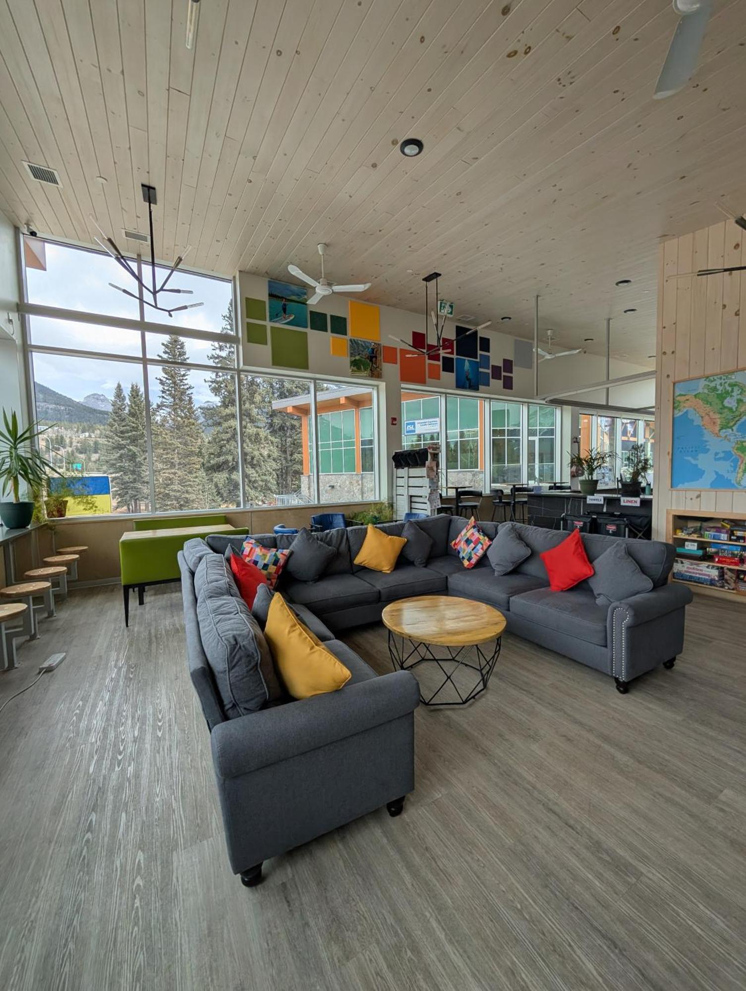 Downtown Hostel Canmore